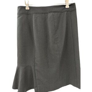 ✌️ 2/$40 ✌️White House Black Market Black Polka Dot A-line Skirt with Flair sz 6